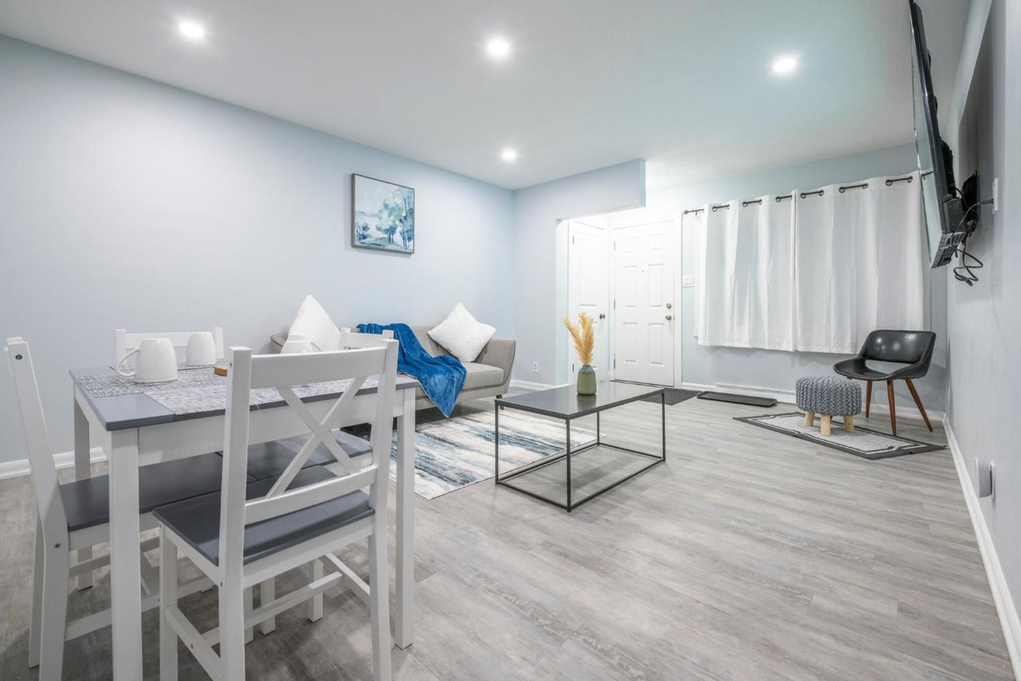 Centre Street Upper 2Bedsuite 4408 YYC Exterior foto